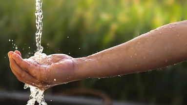 L'acqua in Calabria è di nuovo pubblica