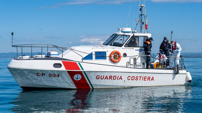 Spiaggiamento tartarughe sulla costa jonica, ecco l'App per avvistamenti e segnalazioni