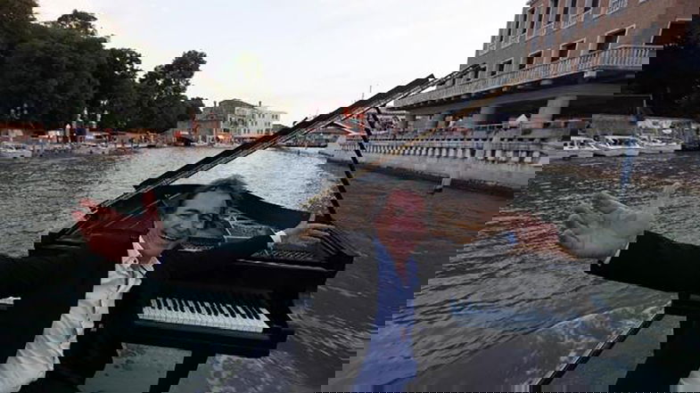 Co.Ro Music Fest: apre la stagione Paolo Zanarella, “il pianista fuori posto”