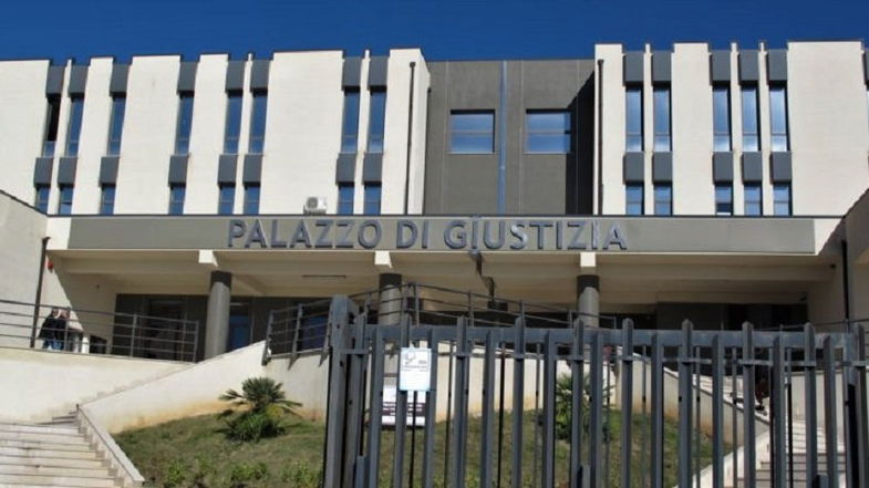 Violenze sui disabili, domani a Castrovillari gli interrogatori di garanzia dei tre arrestati