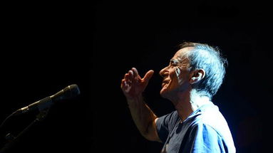 San Lorenzo Bellizzi, Roberto Vecchioni in concerto con l'Infinito Tour