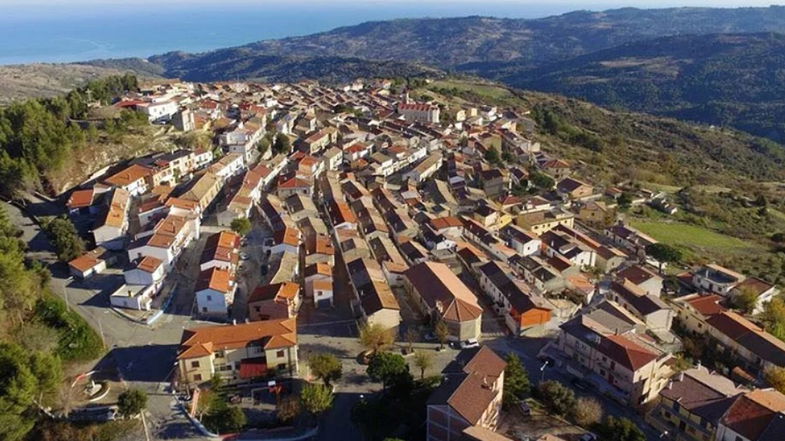 Montegiordano, cambio della guardia al veritice della Polizia Municipale