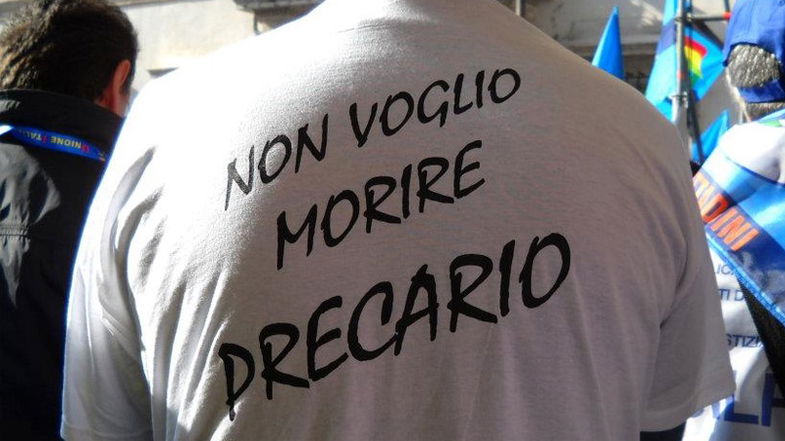 «Noi precari, umiliati e mortificati senza nessuno che ci ascolti»