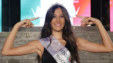 Angelica De Seta è Miss Calabria 2022 e vola a Fano per la finale nazionale