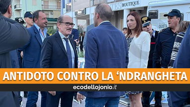 De Raho squarcia il velo di ipocrisia sul reddito di cittadinanza: «Protezione sociale contro le mafie»