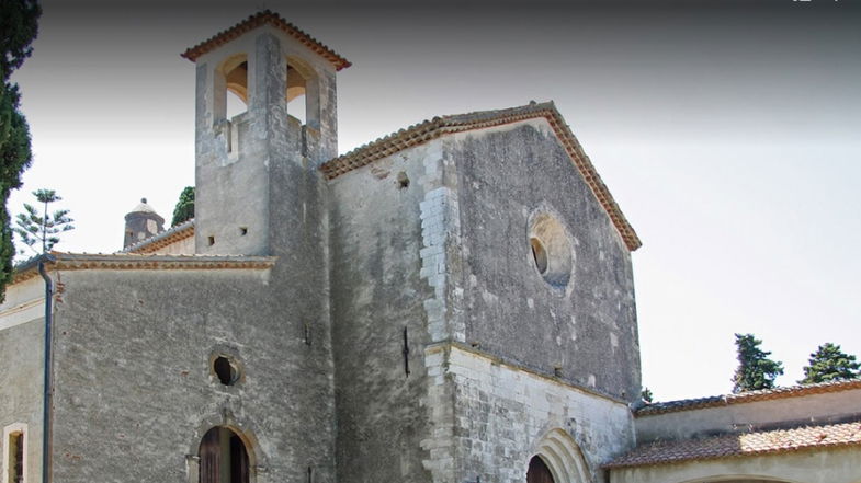 Cariati, mancano i loculi: casse mortuarie lasciate in chiesa. «Mancanza di progettualità amministrativa»