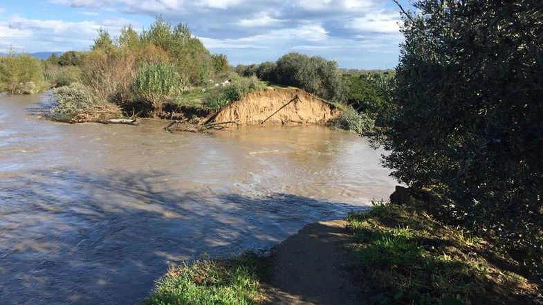 Allerta meteo arancione per Cosenza e occhi puntati sulla foce del Crati