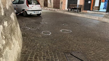 Due arresti per l'agguato al Castello: 15 colpi di fucile, poteva essere una strage