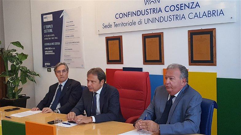 La Calabria e la sfida dei processi di transizione, se ne parlerà all’assemblea annuale di Confindustria Cosenza