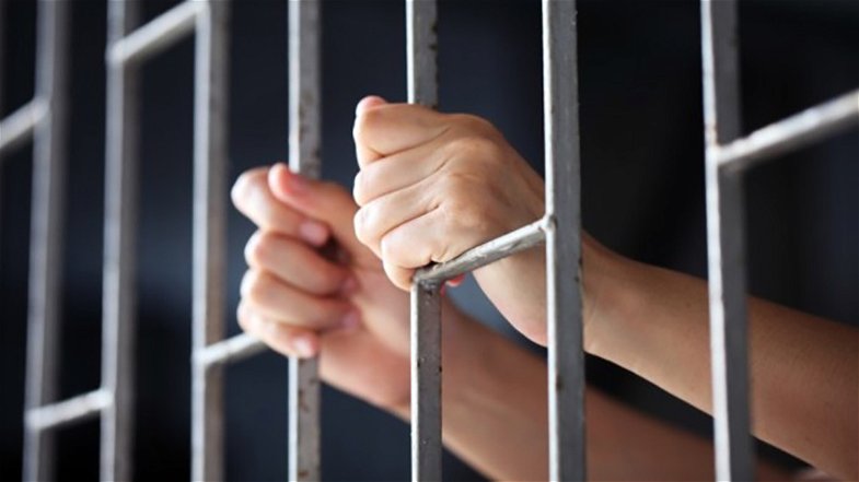 Inserire i condannati per droga in circuiti diversi dal regime carcerario