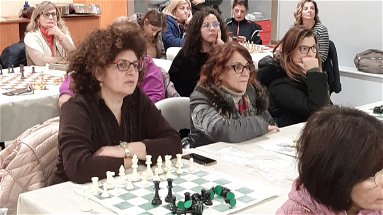 Studenti e docenti dell'alberghiero di Castrovillari imparano a giocare a scacchi