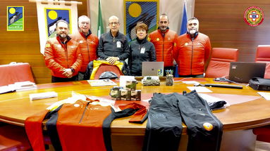 Montagna sicura, il Parco Nazionale della Sila dona materiale tecnico al Soccorso Alpino