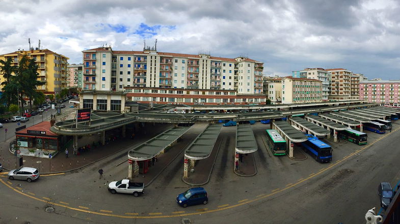 L’Autostazione di Cosenza è sempre più una “piazza di spaccio”