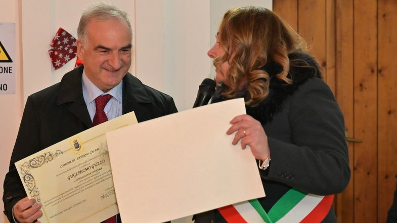 Il chirurgo Guglielmo Guzzo diventa cittadino onorario di Paterno Calabro