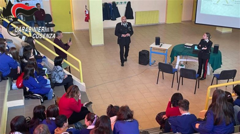 I Carabinieri portano nelle scuole del territorio la “Cultura della Legalità”