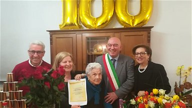 Civita, “la maestra Dilla” compie 100 anni di infinita competenza e saggezza