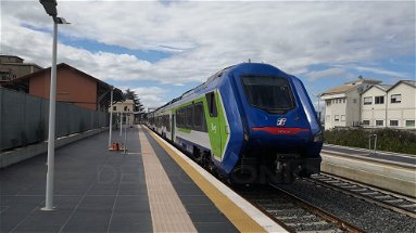 Prima del previsto: il nuovissimo treno Blues in corsa prova anche nell'alto Jonio - VIDEO
