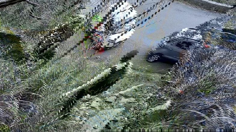 Passeggia nel Parco del Pollino e perde l’orientamento, salvata dal soccorso alpino