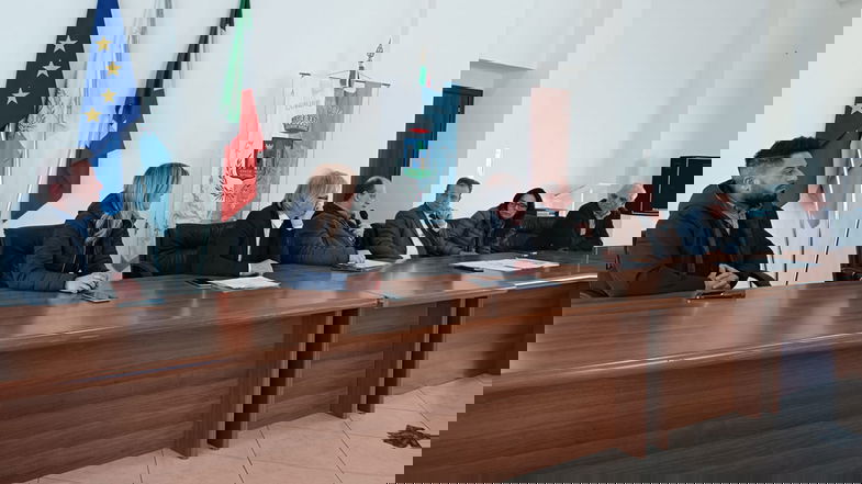 Crosia, il Comune incontra gli operatori commerciali: presto revisione al ribasso della Tari