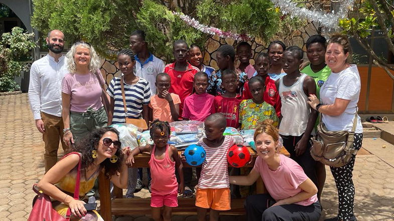 Dalla Calabria all’Africa, avviato in Togo il laboratorio di grafica e design