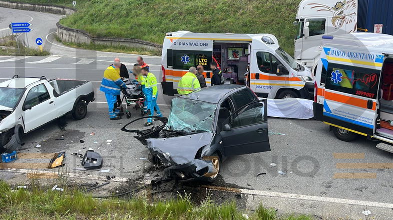 Drammatico incidente sulla strada delle terme: un morto e un ferito grave