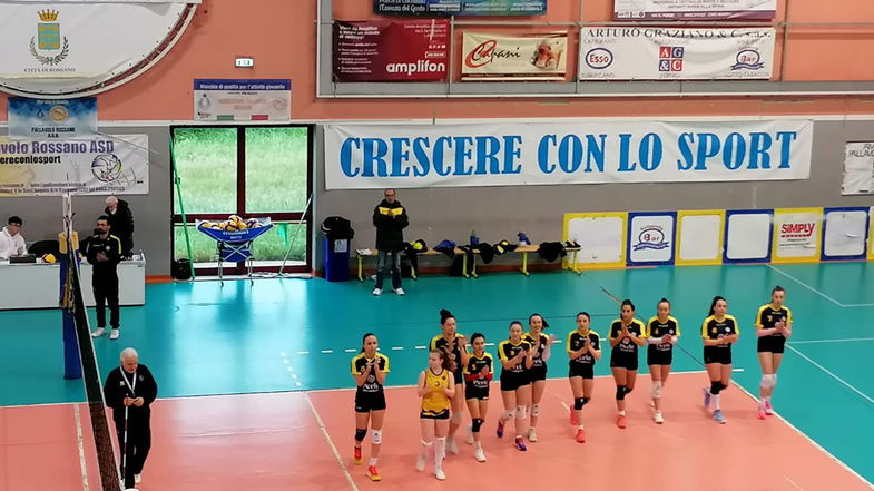 VOLLEY FEMMINILE - Grande vittoria delle bizantine ed imprevedibile sconfitta del Campo Calabro