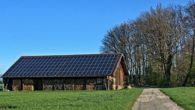 In Calabria arriva l'Agrisolare: incentivi a fondo perduto per gli agricoltori che installano parchi fotovoltaici