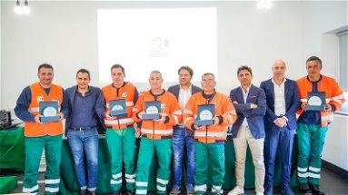 Sicurezza sul lavoro, Ecoross premia sei collaboratori 