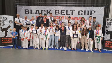 Gli atleti di Co-Ro fanno incetta di medaglie al campionato internazionale “Black Belt Cup” 