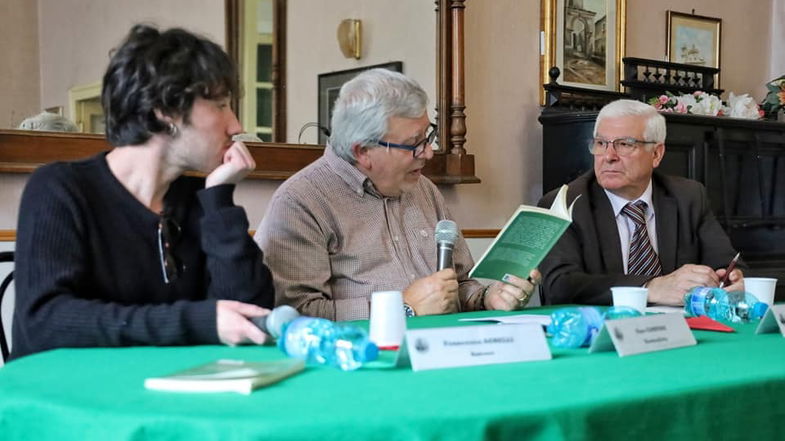 Il circolo culturale rossanese presenta il libro 