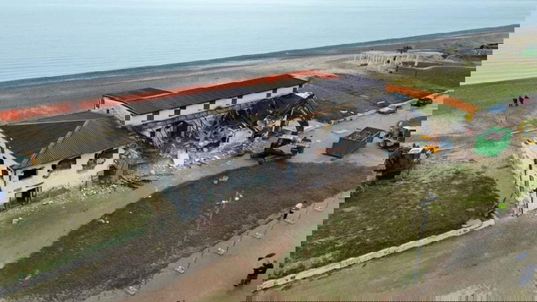 Bonifica del demanio marittimo, demolito anche lo stabile del Lido Europa