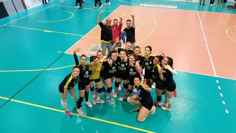 VOLLEY FEMMINILE - Pallavolo Rossano è campione regionale e disputerà le finali nazionali