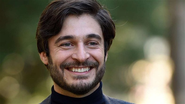 L'attore Lino Guanciale chiuderà la stagione del Rende Teatro Festival 