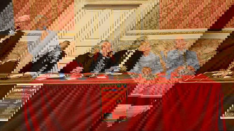 Crisi della democrazia, il