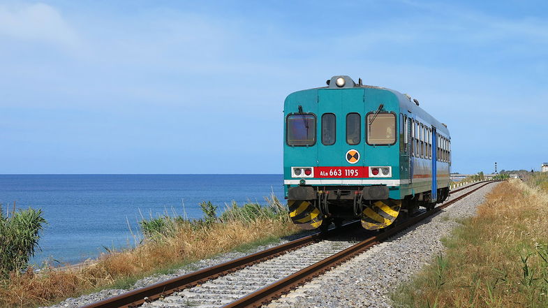 Calabria prima (purtroppo) in disservizi: i treni regionali più