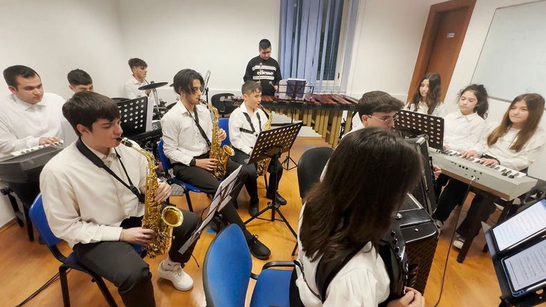 I musicisti della scuola “Donizetti” di Crosia fanno incetta di premi alla I edizione di “Note sul Mare”