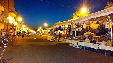 A Cariati ritorna il tradizionale mercatino in piazza Pilè