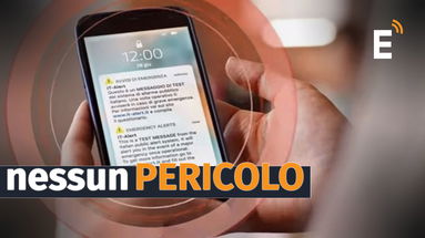 IT- Alert, alle 12 suonano tutti i cellulari della costa jonica. Tra ansia e sorpresa è “Mezzogiorno di fuoco”