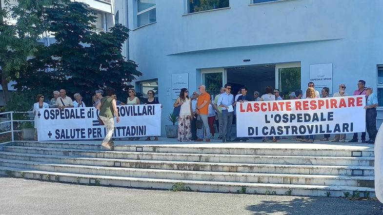 Castrovillari, il Comitato delle Associazioni pronto per il quarto sit-in presso l'ospedale cittadino