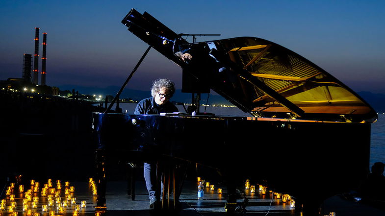 Grande successo per Suneset Piano, il Maestro Anzovino rapito dalla bellezza di Co-Ro