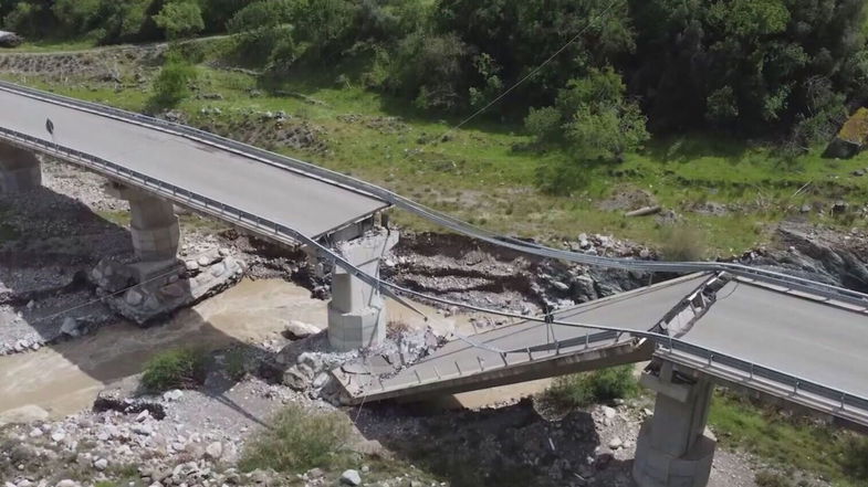 Crollo ponte Longobucco, i sindacati chiedono un incontro urgente al Presidente Occhiuto