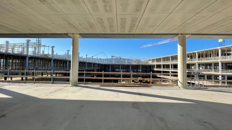 Incidente sul cantiere del nuovo ospedale: restano stabili le condizioni dell'operaio