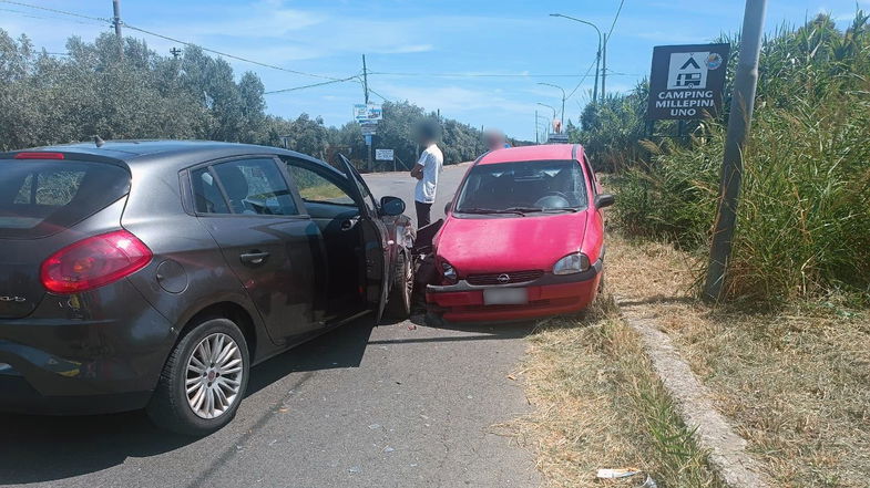 Incidente a Sibari: scappa l'auto che avrebbe provocato lo scontro