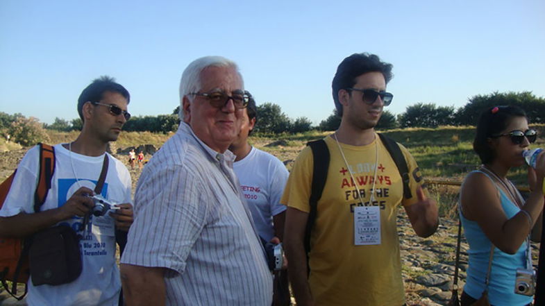 Otto Torri sullo Jonio ricorda con affetto il professore Franco Liguori