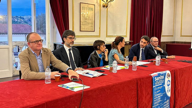 Il gruppo del Pd deposita in Consiglio una proposta di legge a sostegno della sanità pubblica