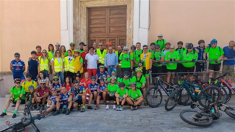 Grande successo per la prima edizione della passeggiata cicloturistica in Arberia