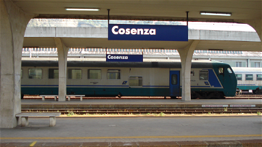 Frecciarossa Sibari-Milano via Adriatica: un treno da non perdere con Cosenza punto di partenza