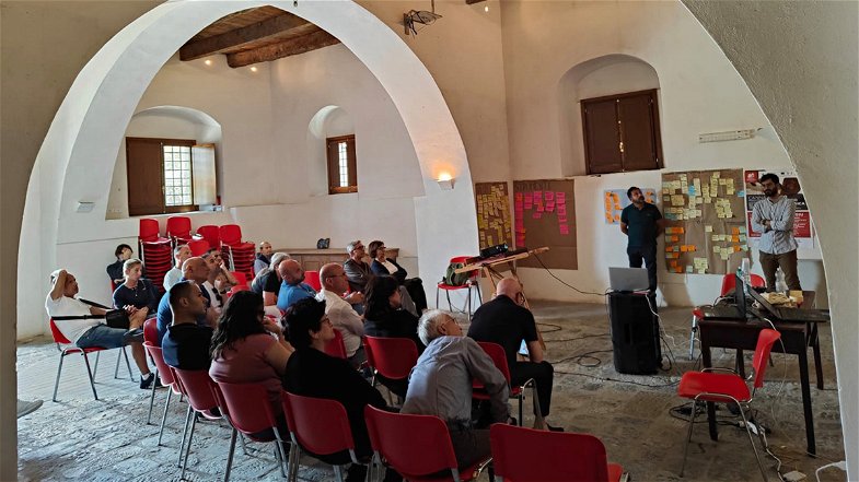Otto borghi fanno squadra per creare la Rete delle Comunità Ospitali della Calabria