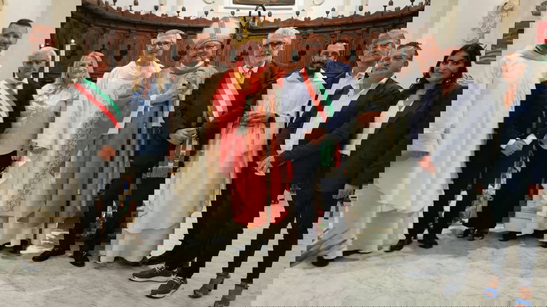 Spezzano accoglie con gioia l'arrivo del nuovo parroco, don Giuseppe Straface