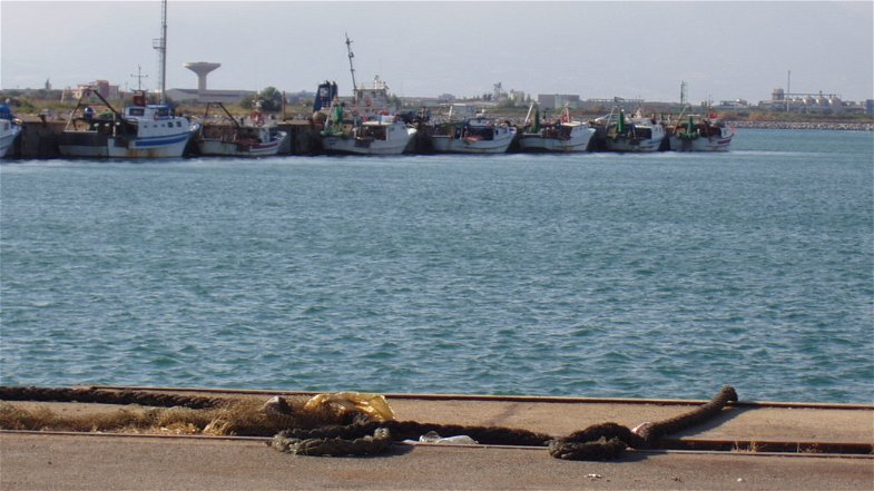 Porto di Co-Ro, Abate promuove un sit-in in difesa della marineria di Schiavonea